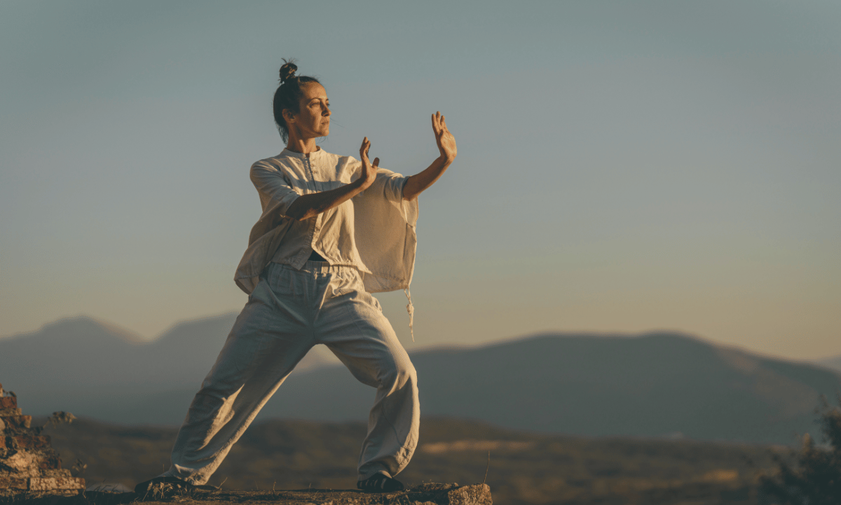Tai Chi vs Yoga: What’s the Difference?
